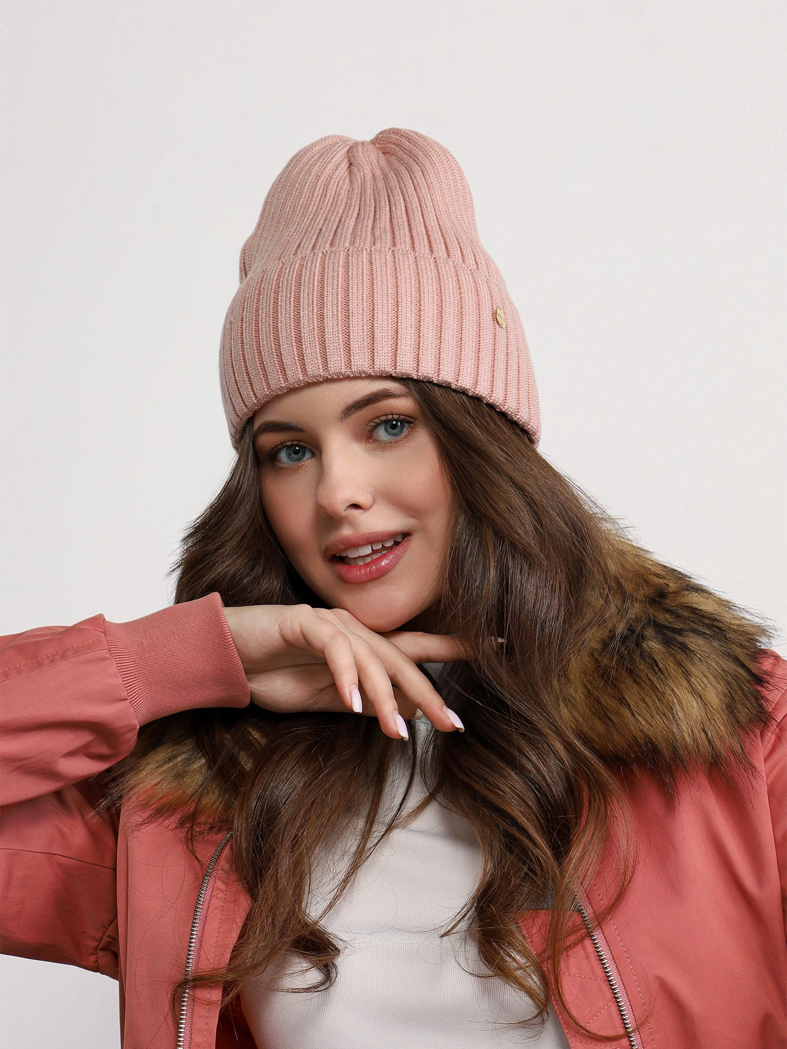 Шапка-бини из смесовой вискозы с отворотом в ассортименте